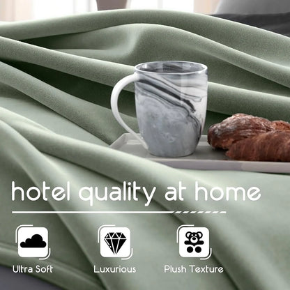 Durable Super Soft Lightweight Insulating Blanket